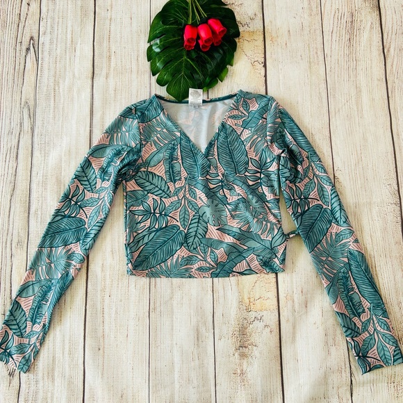 Art Class Girl’s Green Leaf Print V-Neck Long Sleeve Wrap Side Tie Rash Guard XL - Picture 1 of 7
